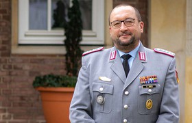 Was den neuen Direktor an der Führungsakademie bewegt