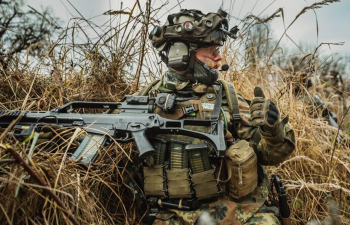 Zwischen Kampfmoral und Bürgertugenden